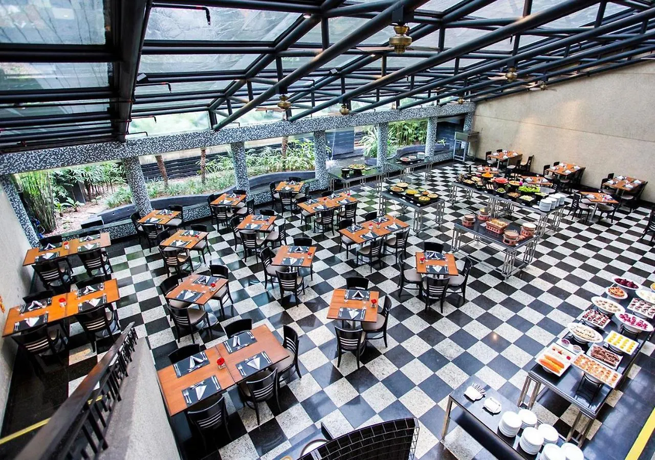 ****  Estanplaza Funchal Faria Lima Hotel São Paulo Brasil