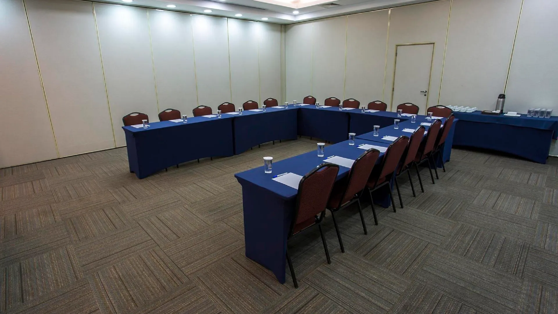 Estanplaza Funchal Faria Lima Hotel São Paulo